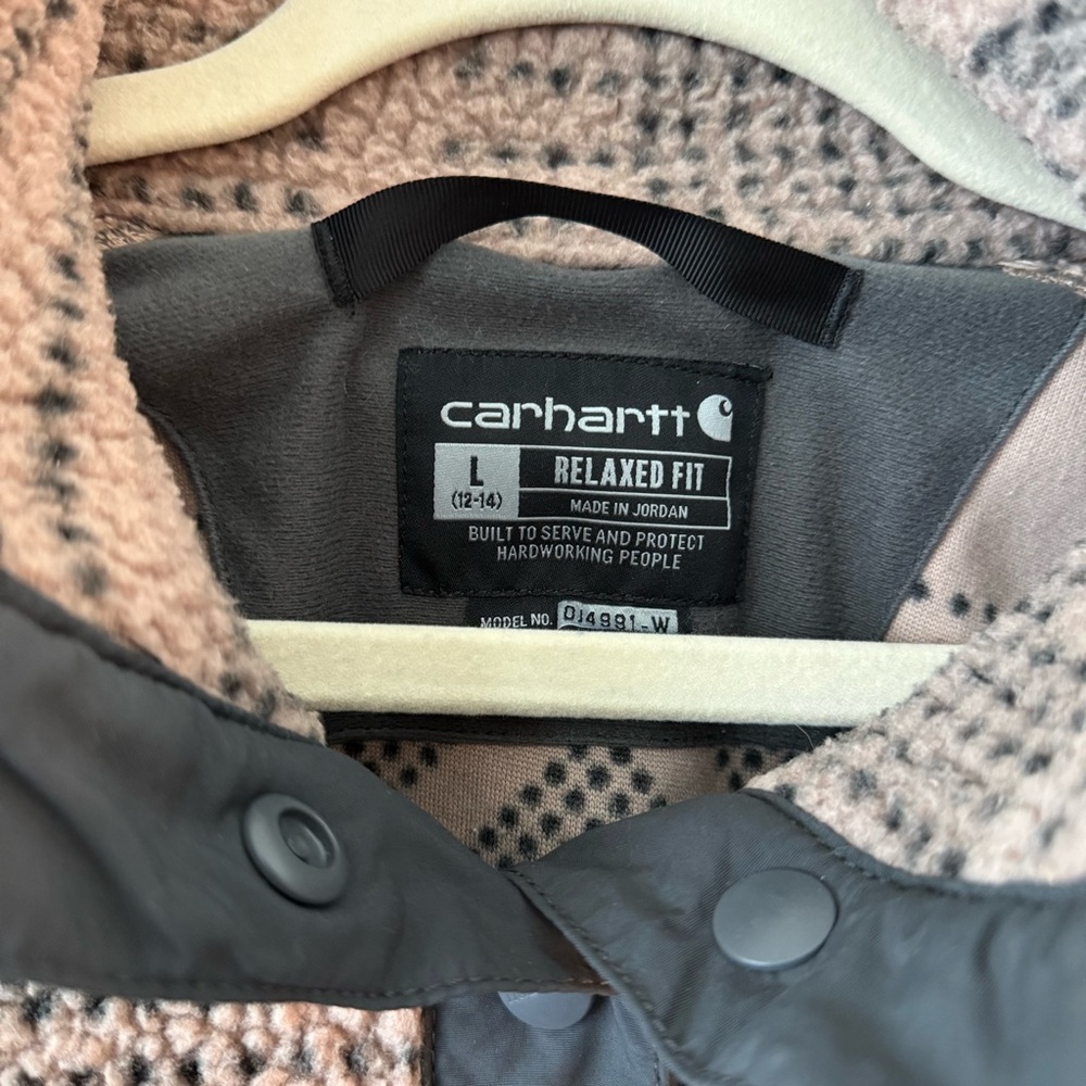 Carhartt Women's Relaxed Fit Fleece Pullover Warm Taupe Geometric Print Large - Picture 9 of 9